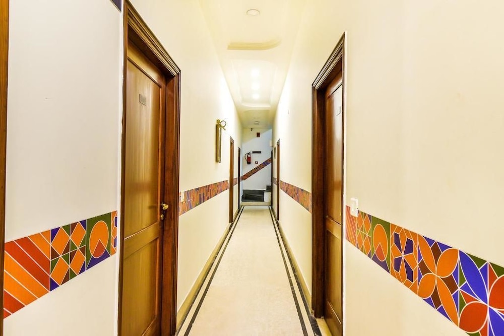 Hotel Le Golden,Baba Bakala>>Amritsar,3 star