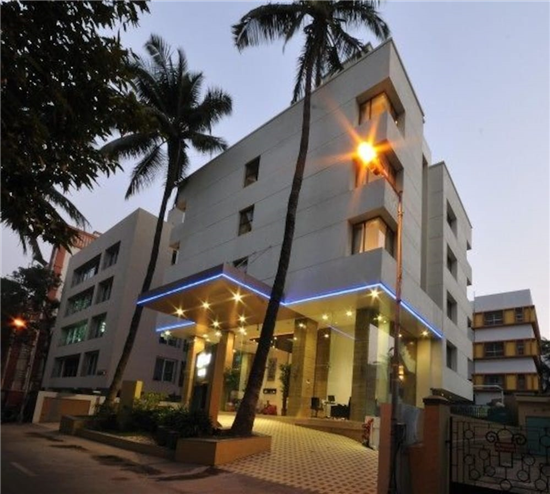 Top 4 Star Hotels in Pune @ upto 70% Off. Book 4 Star Hotels Now