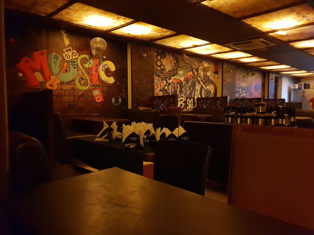 Hotel Puneet International,Chhattisgarh>>Raipur,3 star
