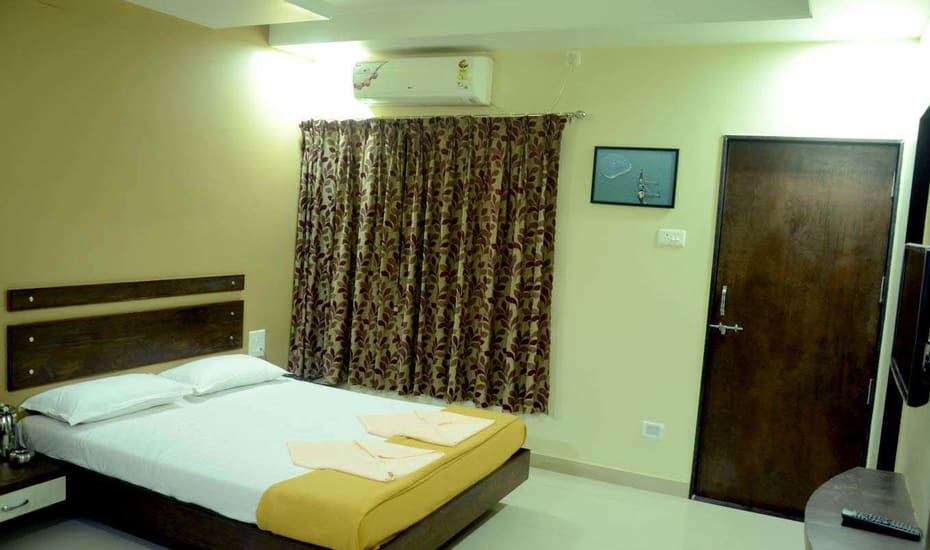 Hotel Alankar,Malvan>>Devgad,3 star
