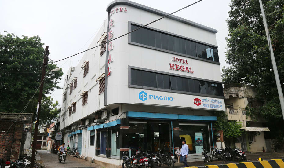 Hotel Regal,Napier Town,3 star