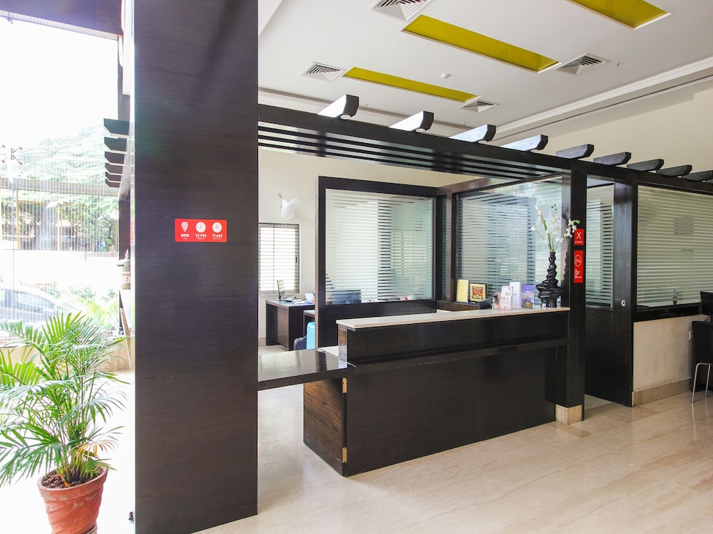 Rio Meridian Hotel,Mysore Suburban Bus Stand,4 star