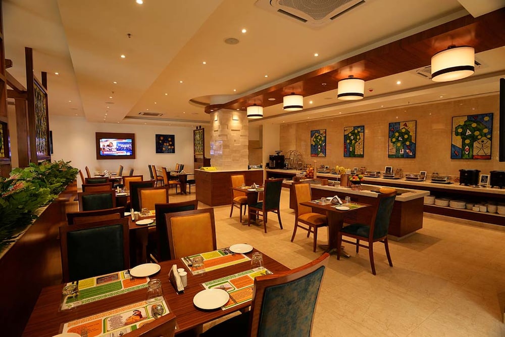 Lemon Tree Hotel Coimbatore,Kalapatti,4 star