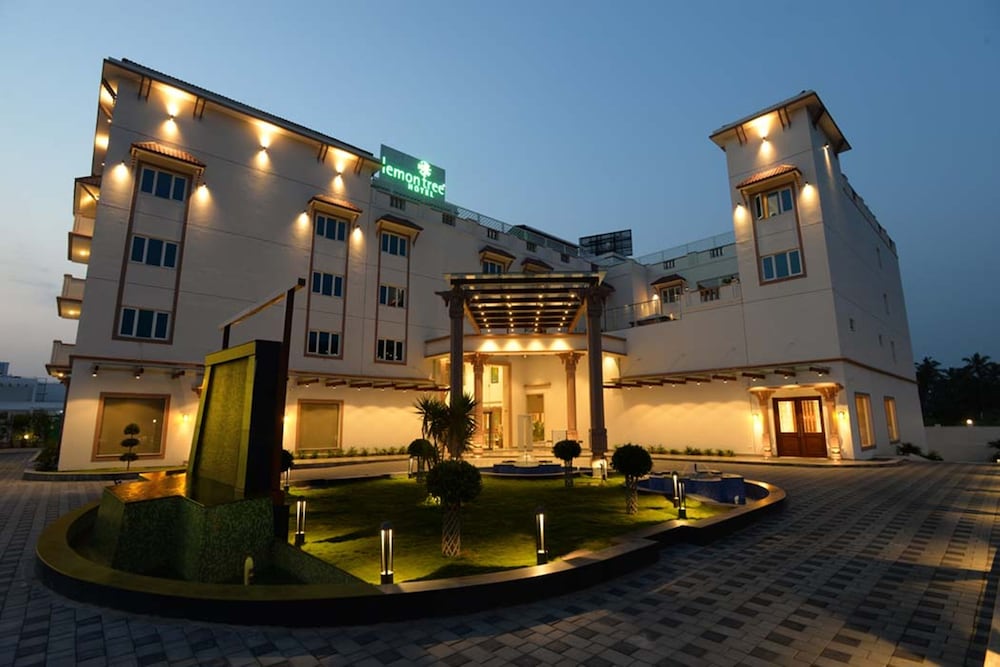 Lemon Tree Hotel Coimbatore,Kalapatti,4 star