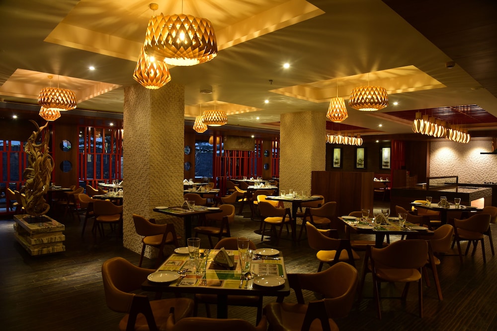 Lemon Tree Hotel Siliguri,Cosmos Mall,4 star