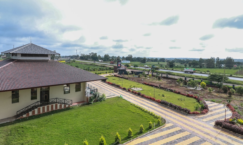 Hotel The Cult,Hubli,3 star