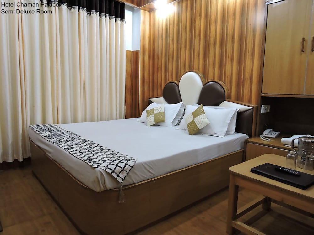 Hotel Chaman Palace,Fingask Estate ,3 star