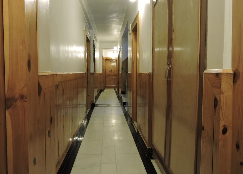 Hotel Chaman Palace,Fingask Estate ,3 star