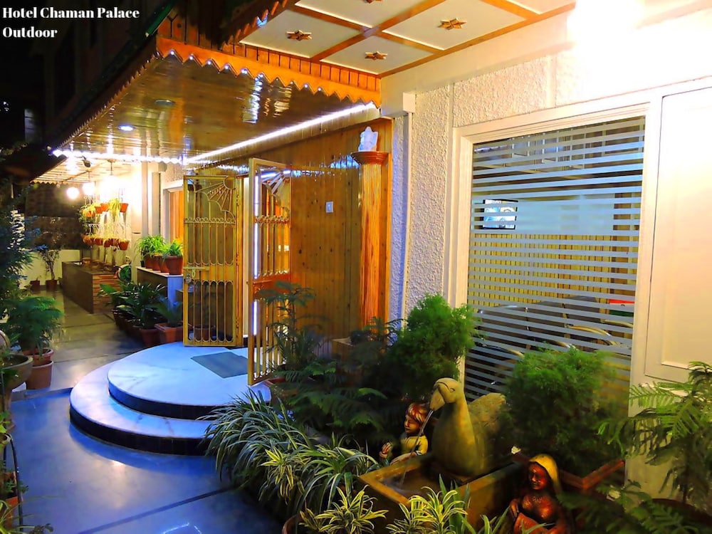 Hotel Chaman Palace,Fingask Estate ,3 star