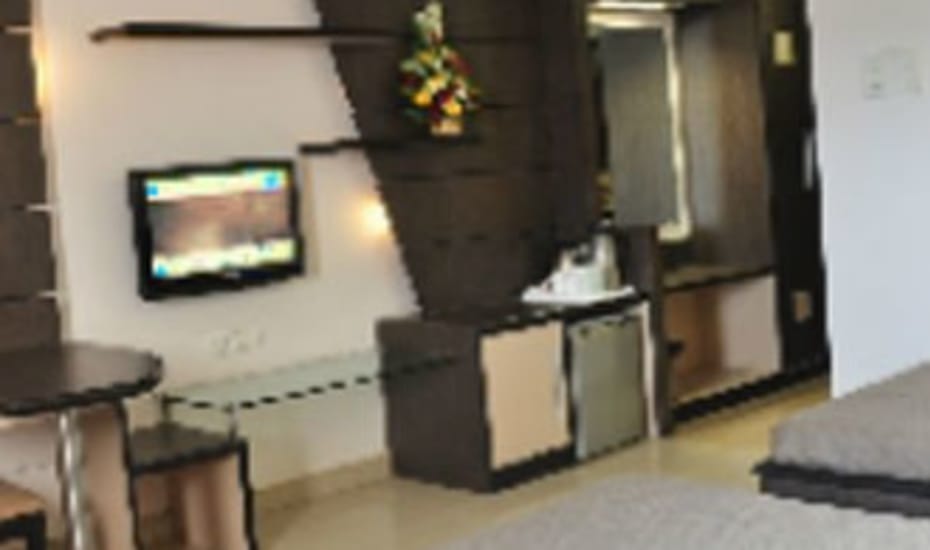 Hotel Lake Princess,Zone-2,3 star