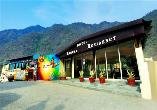 Budget Hotels in Rishikesh at Just Rs.500 | Cheap Hotels in Delhi