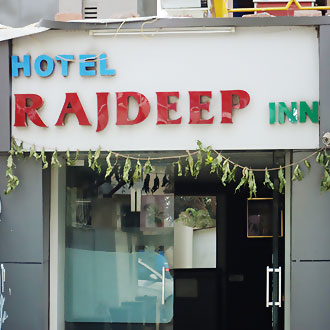Hotel Rajdeep Inn,Prahlad Nagar,3 star